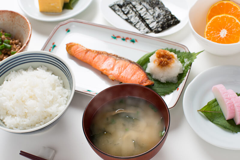 からだに優しい食事〜昼食と休息の提供〜